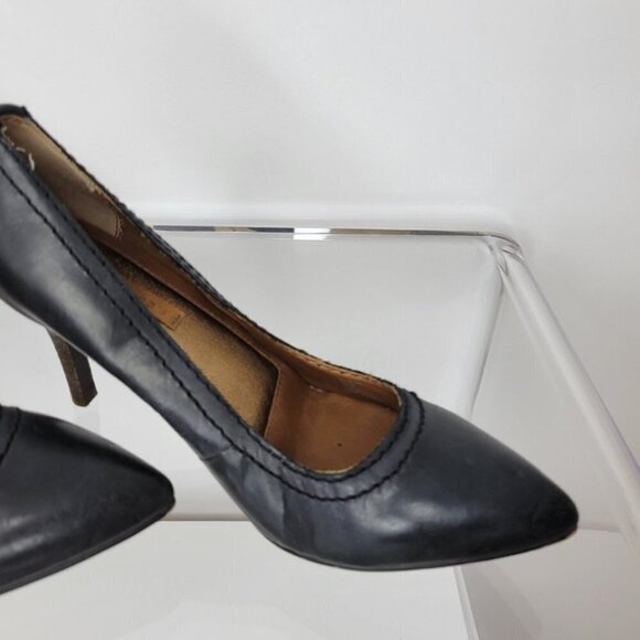 Calvin  Klein Ryleigh Heels - Picture 7 of 11